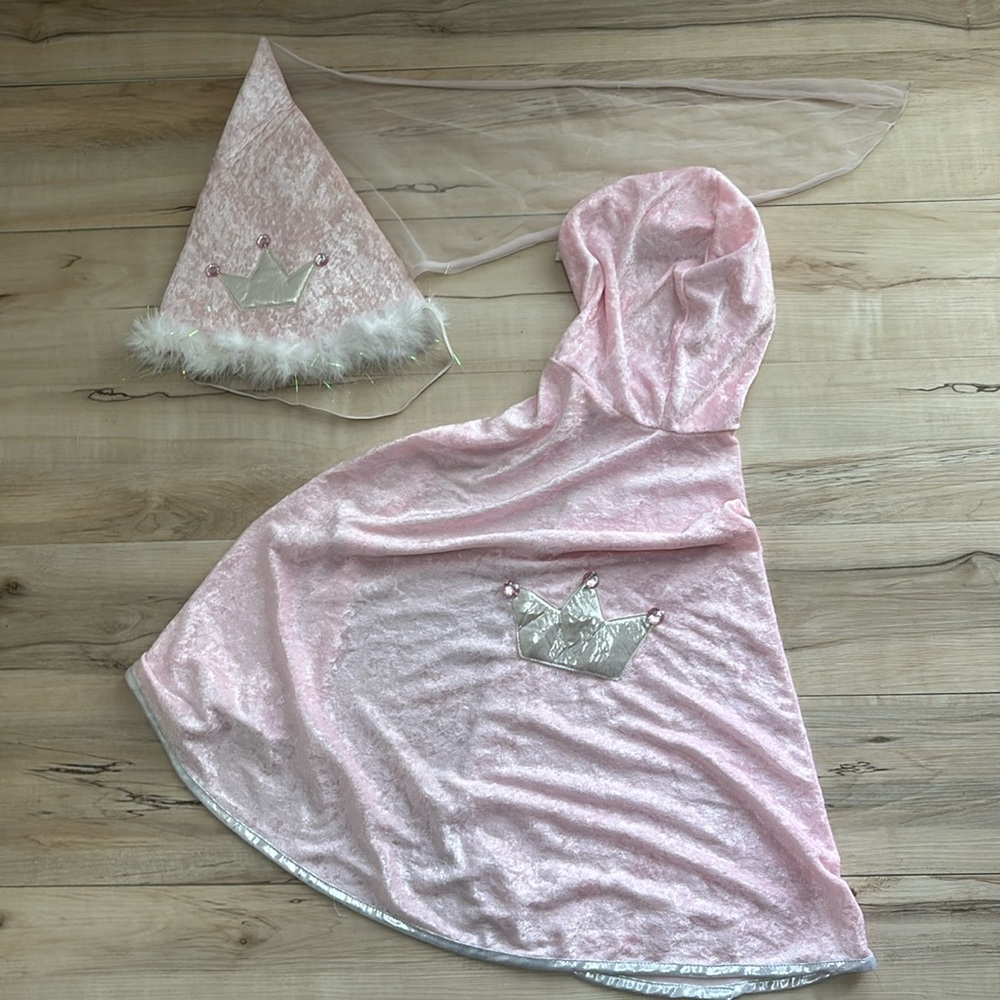 Creative Education Girls Size Small (3/4) Dress Up Princess Hat & Cape Costume